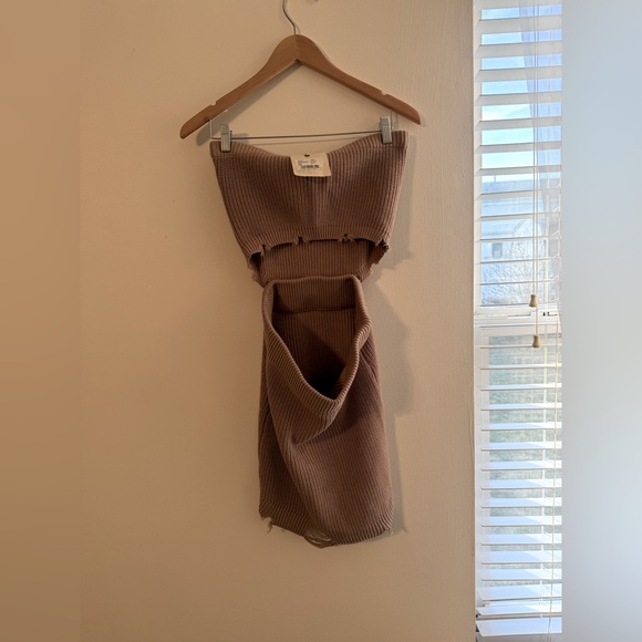 SER.O.YA x REVOLVE Tan Nude Strapless Sleeveless Cut Out Mini Dress Large NWT - Picture 4 of 16
